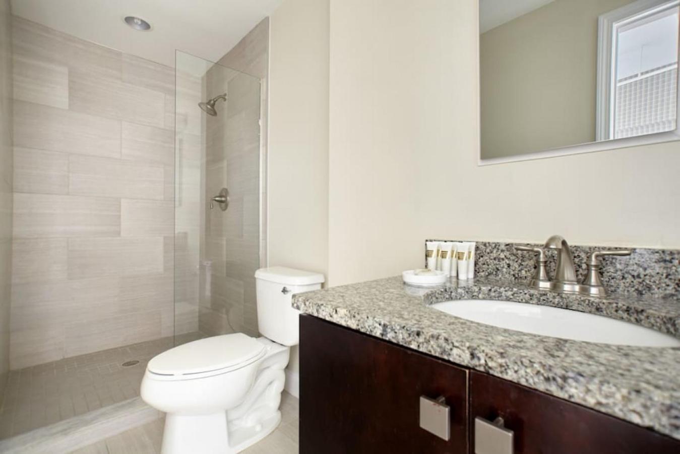 Open Air 2br In Fidi Close To Everything * Boston