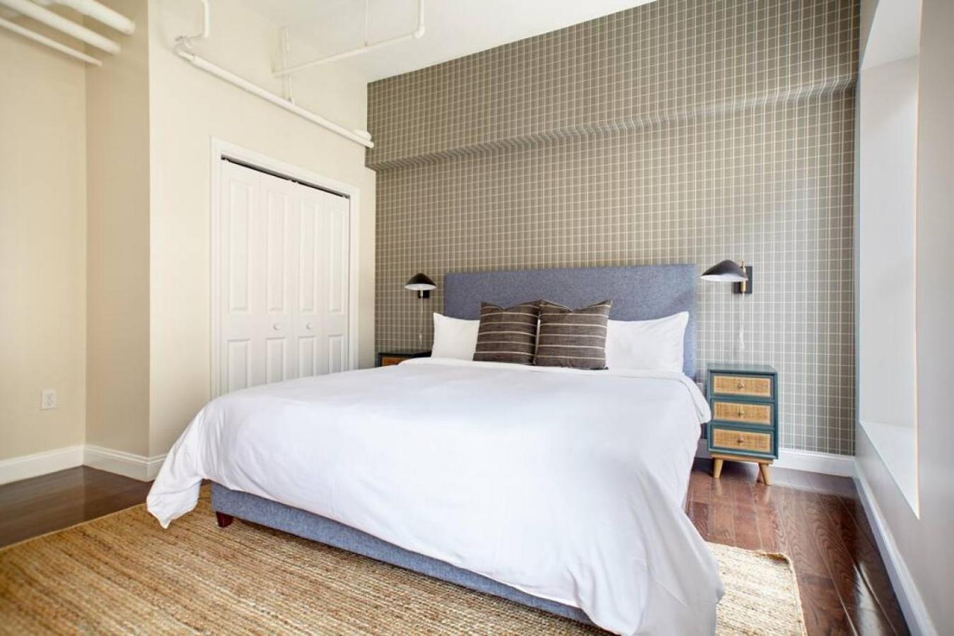 Open Air 2br In Fidi Close To Everything
