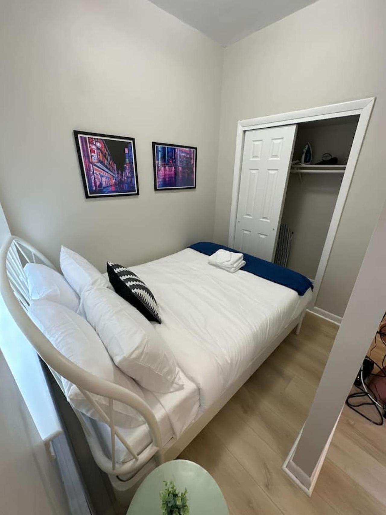 Spacious Back Bay Apartment Boston