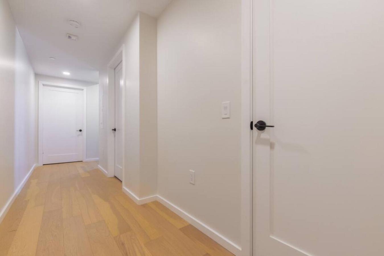 New Gorgeous 2br Mission Hill * Boston