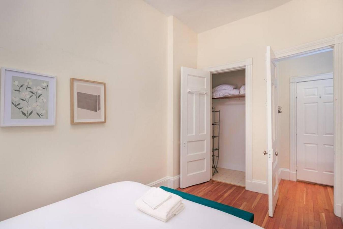 Cozy Back Bay 1 Bed 1 Bath Apartment Boston
