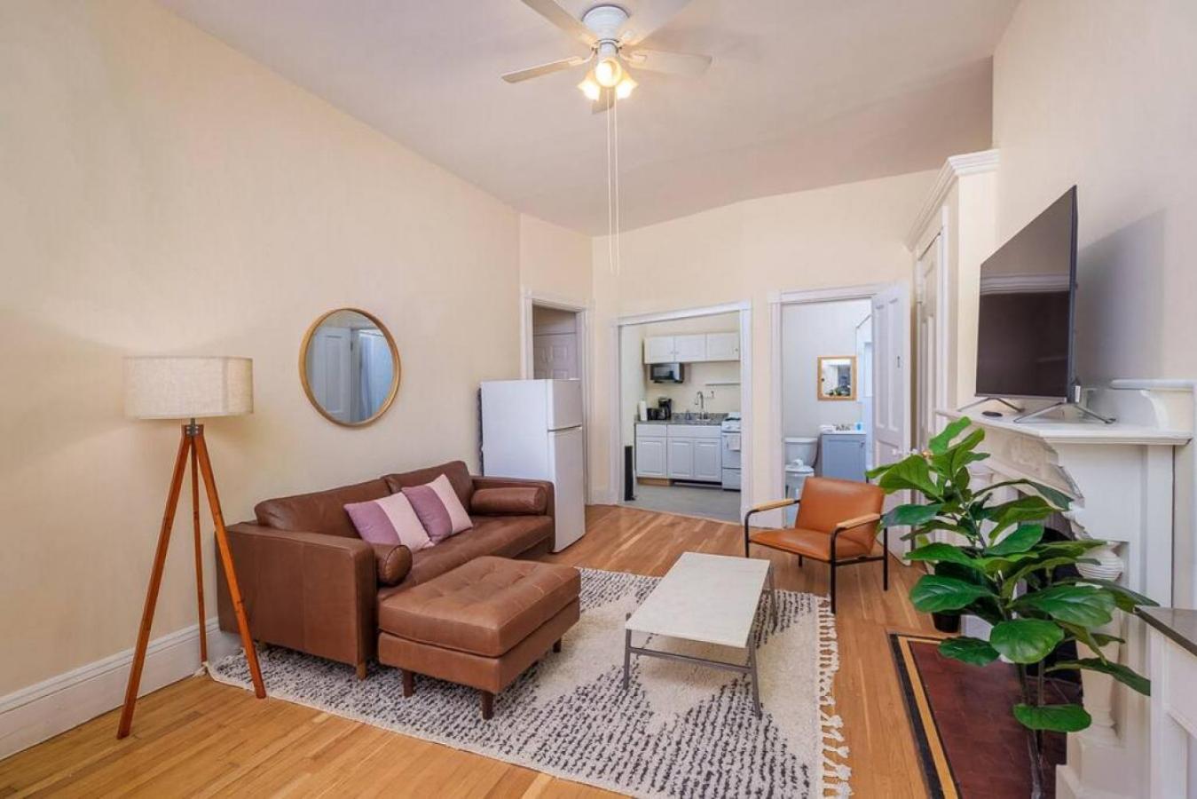 Cozy Back Bay 1 Bed 1 Bath Apartment