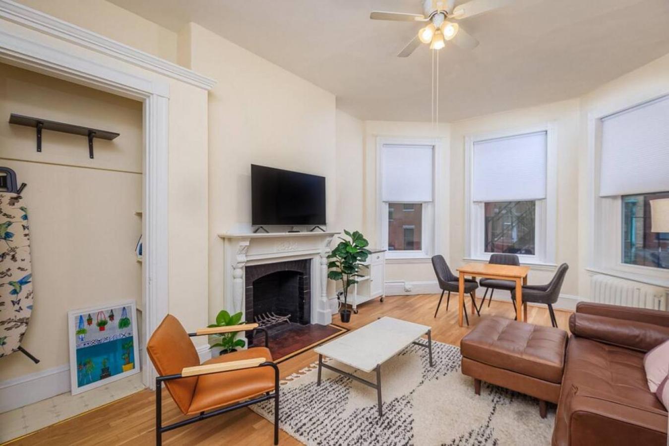 Cozy Back Bay 1 Bed 1 Bath * Boston