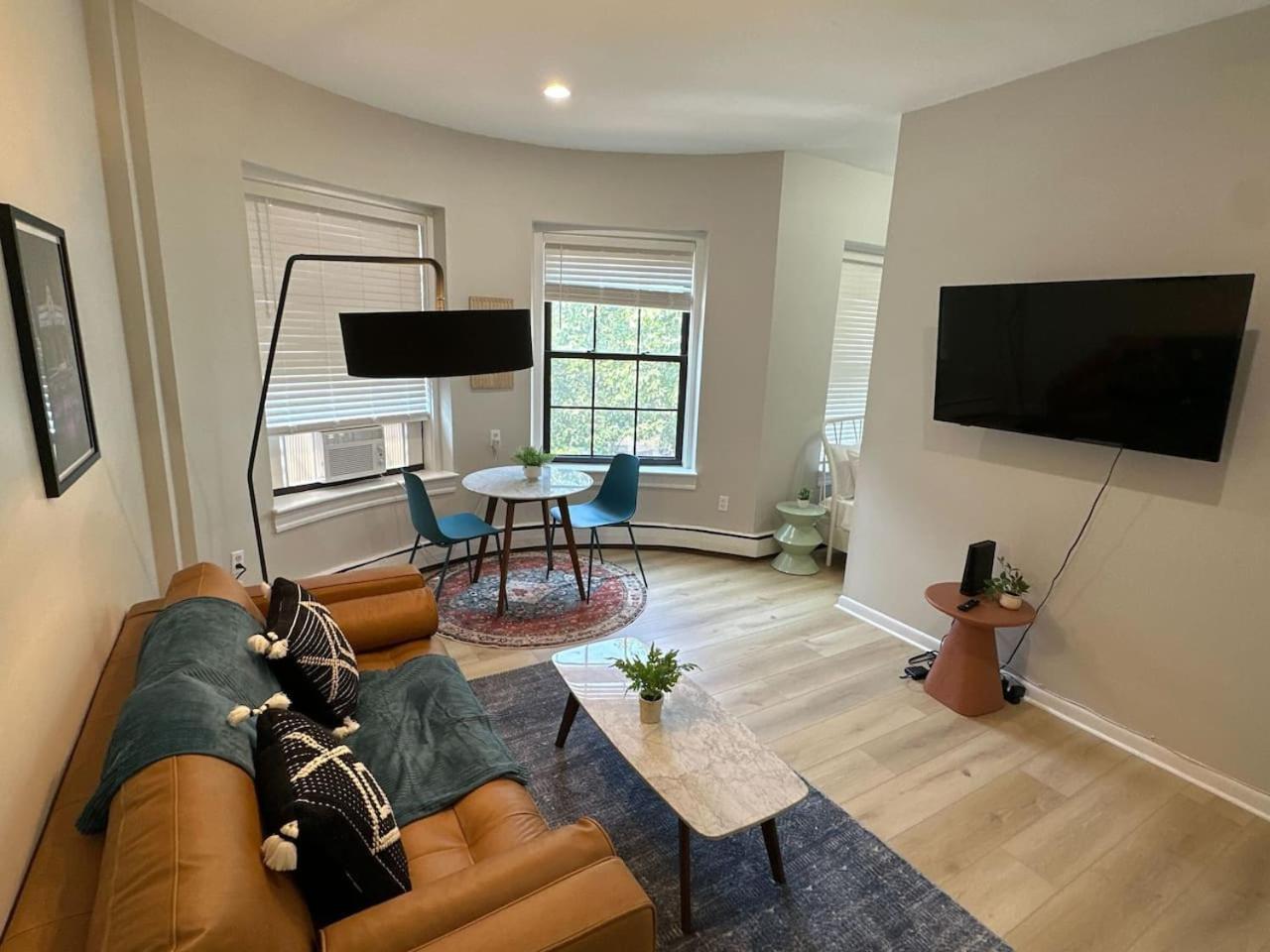 Spacious Back Bay Apartment
