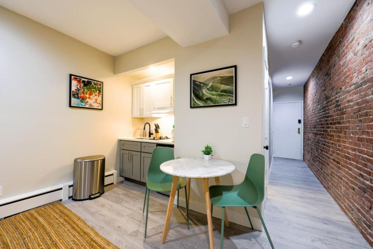 Nestled In Back Bay Apartment Boston