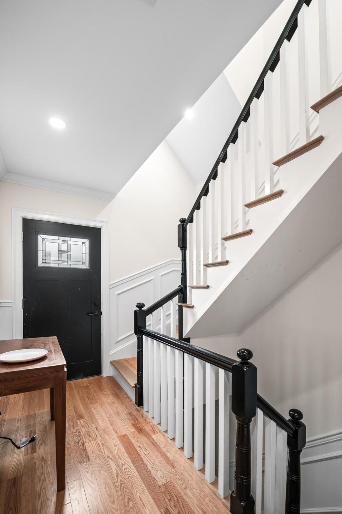 Apartment Forest Hill -boston