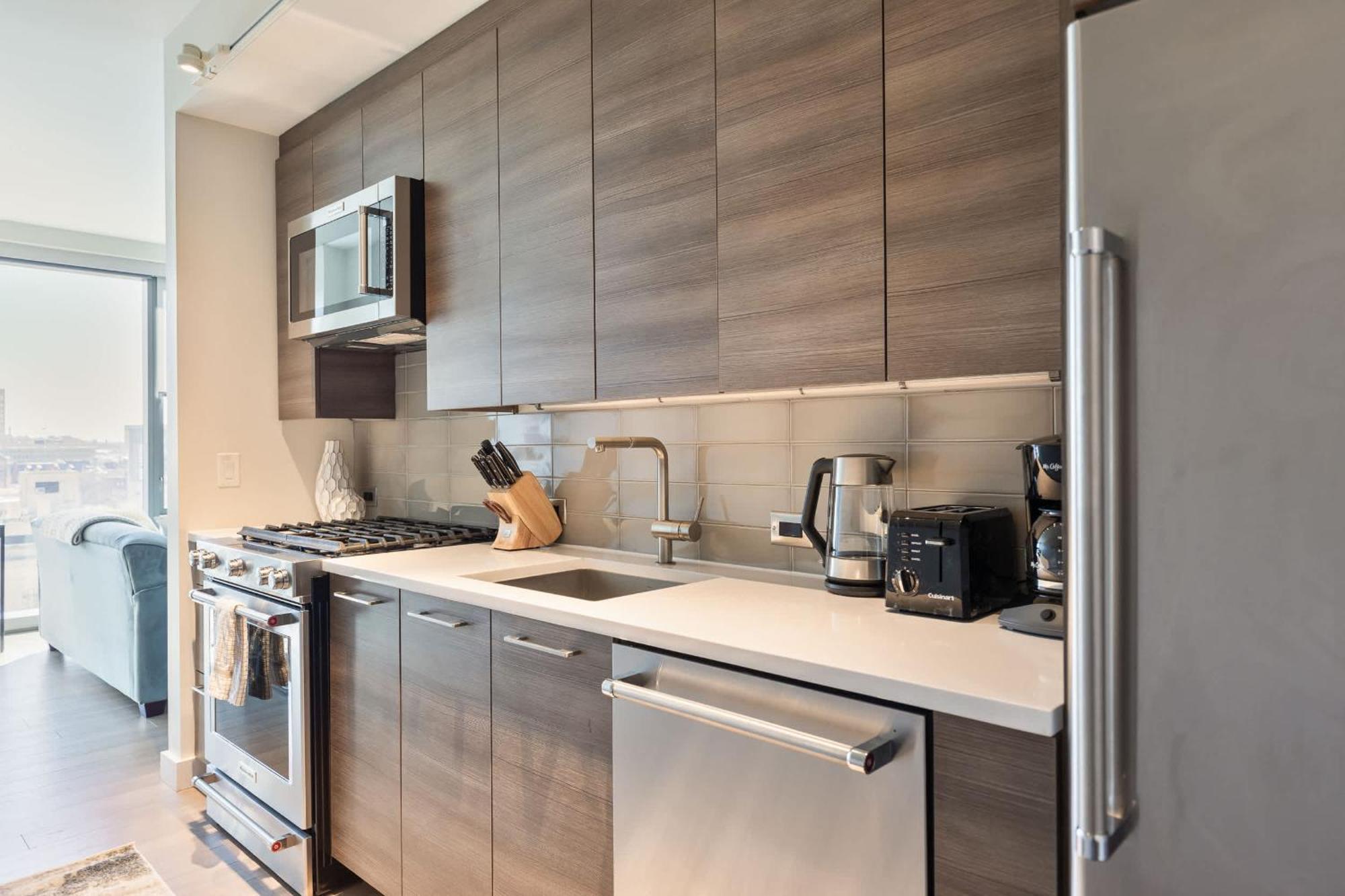 Luxury Near Prudential Center - 30-804 * Boston