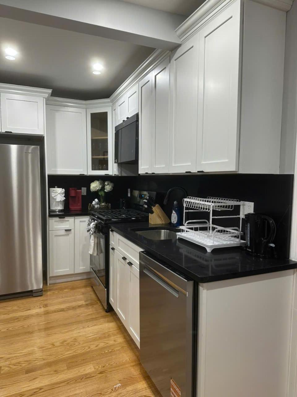 85b Brand New 3br, 2ba, Walk To Transit, Near Boston