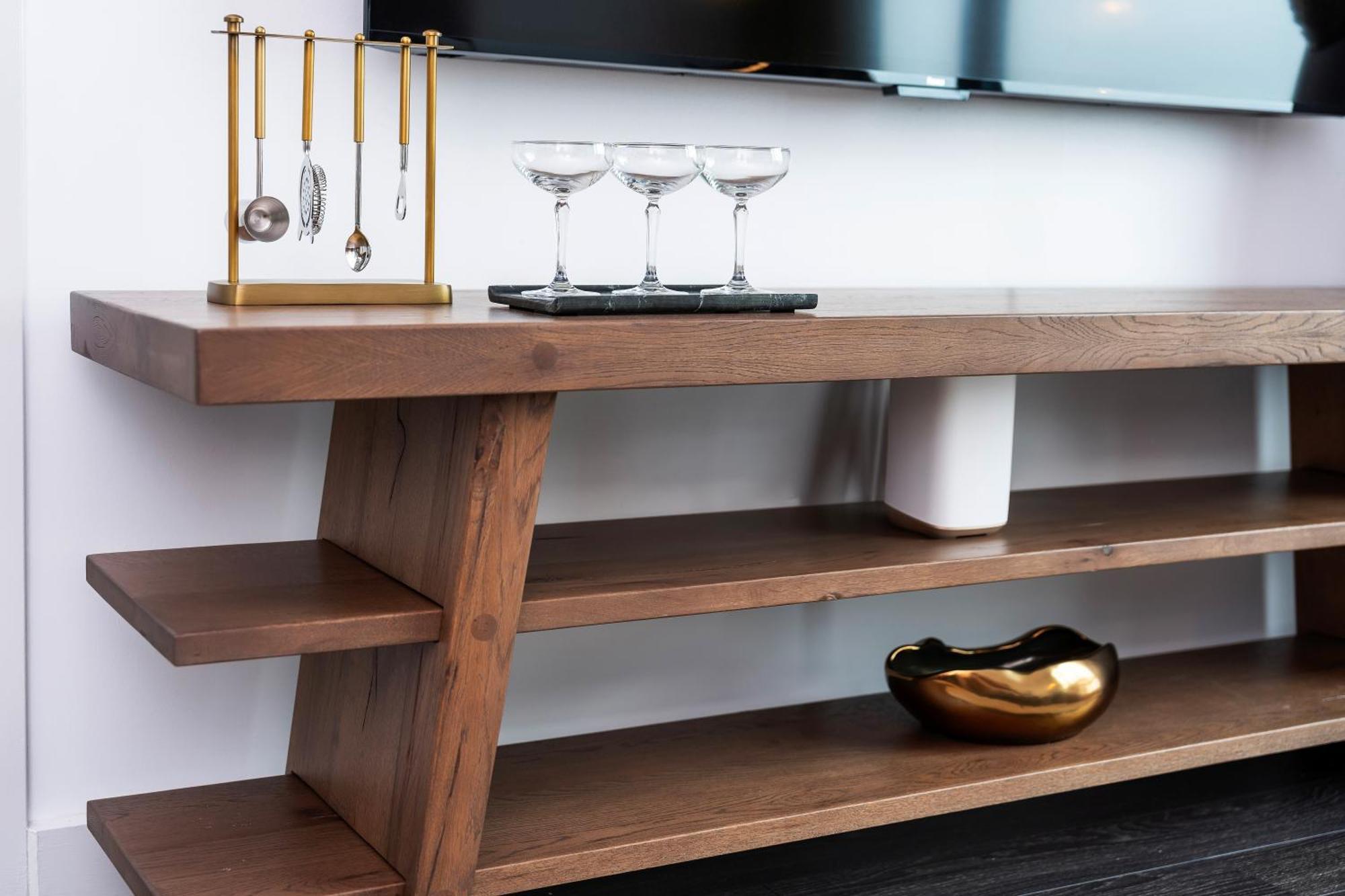 Luxury By Hyatus Downtown