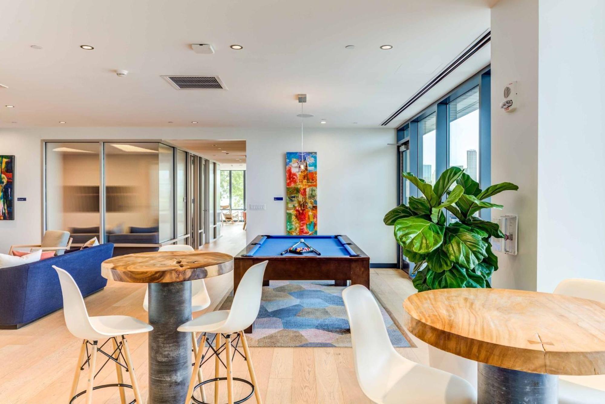 Luxury By Hyatus Downtown Apart-hotel *