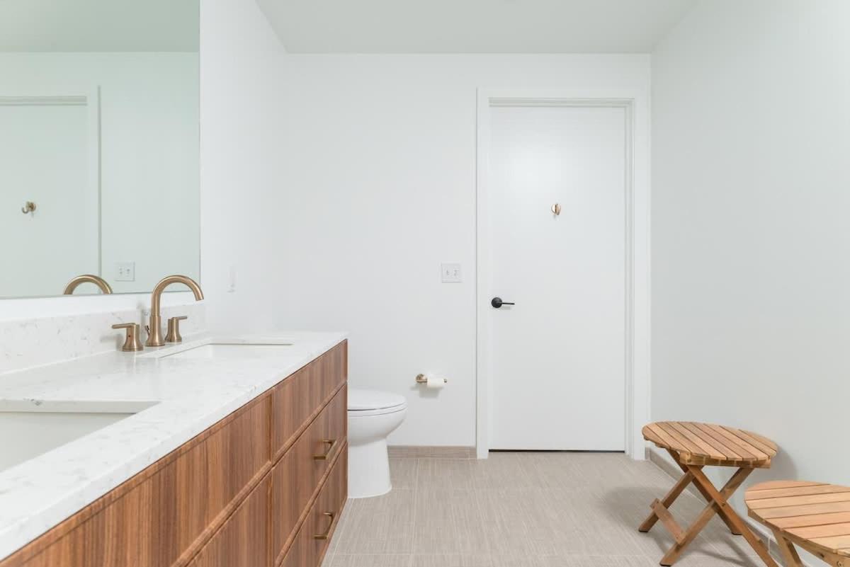 Back-bay Lux 2br With Rooftop And Parking * Boston