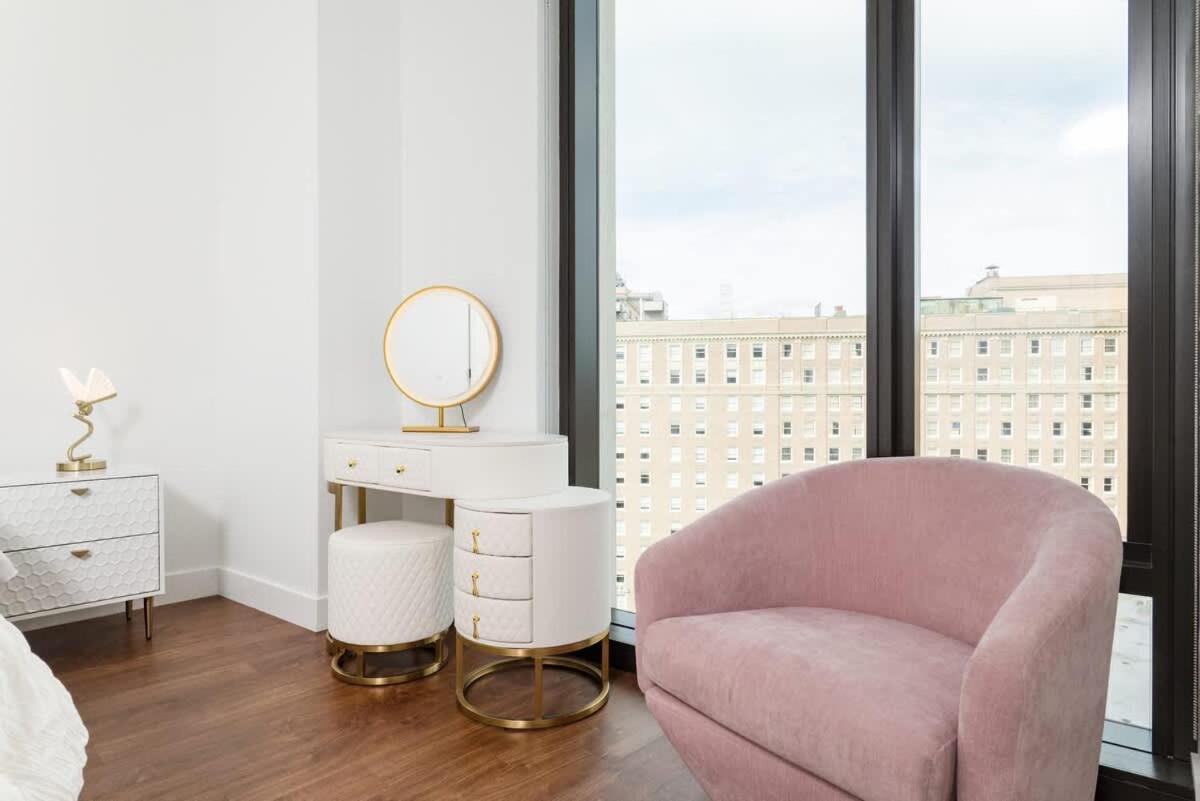 Apartment Back-bay Lux 2br With Rooftop And Parking