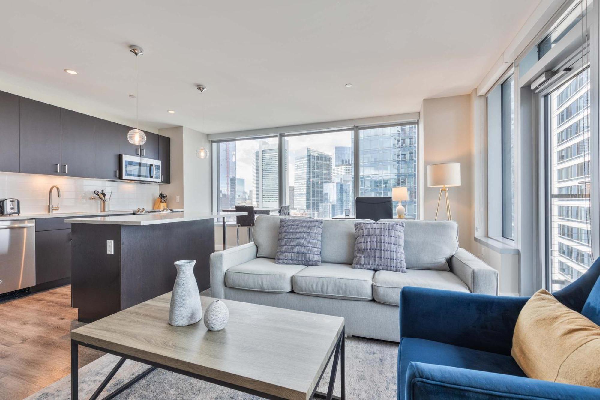 Modern In Seaport With Gym Boston