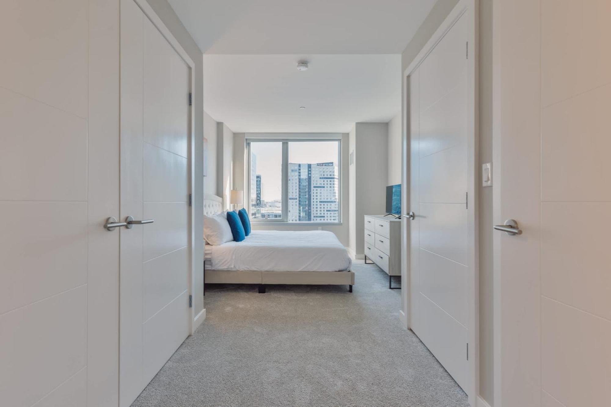 Private Downtown Near Harbor * Boston