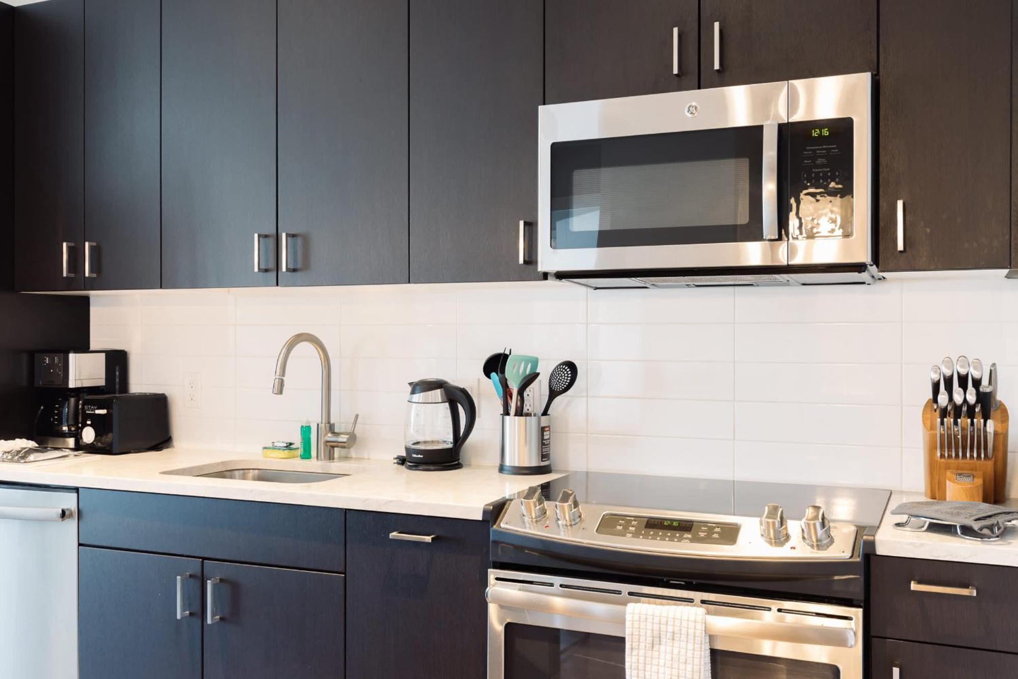 Private Downtown Near Harbor Apartment Boston