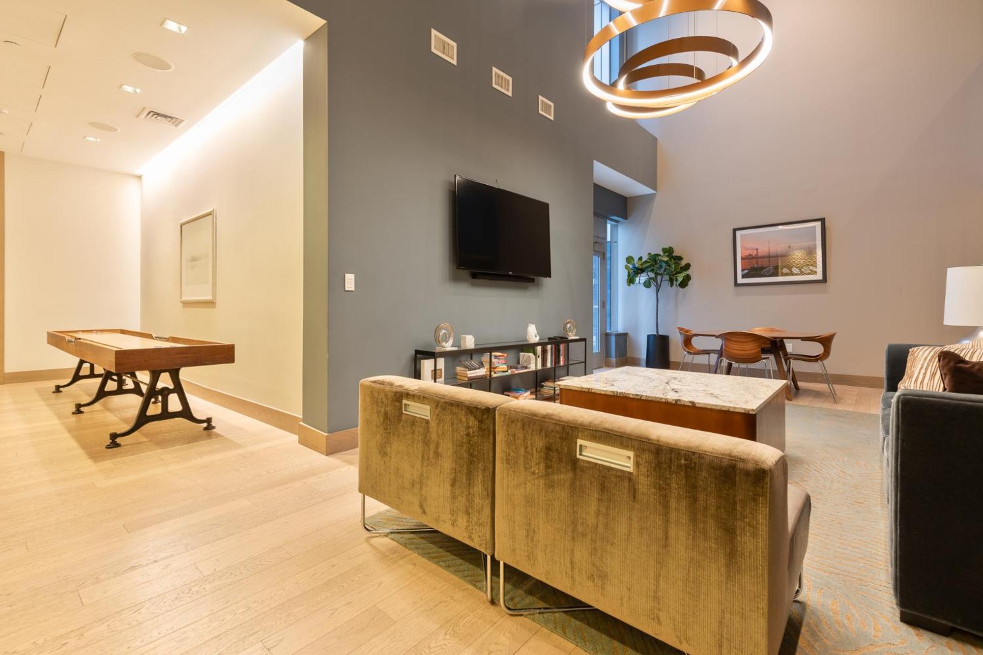 Private 2br Seaport Disctrict Apartment *