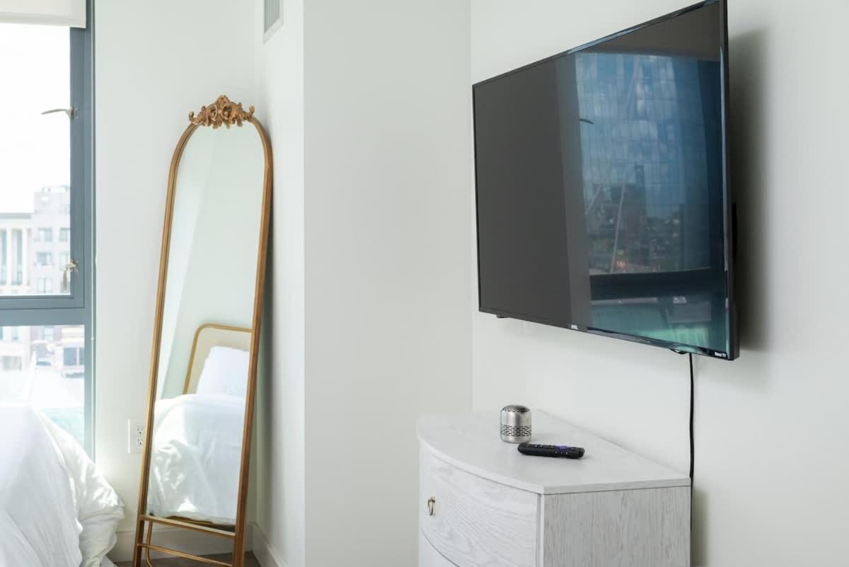 North End 2br W Pool & Gym Apartment