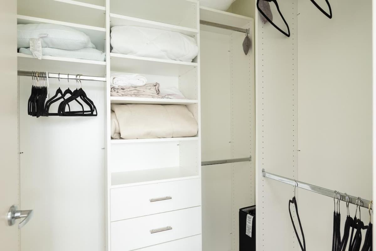 North End 2br W Pool & Gym Apartment *