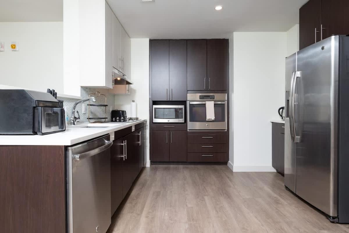 Apartment North End 2br W Pool & Gym *