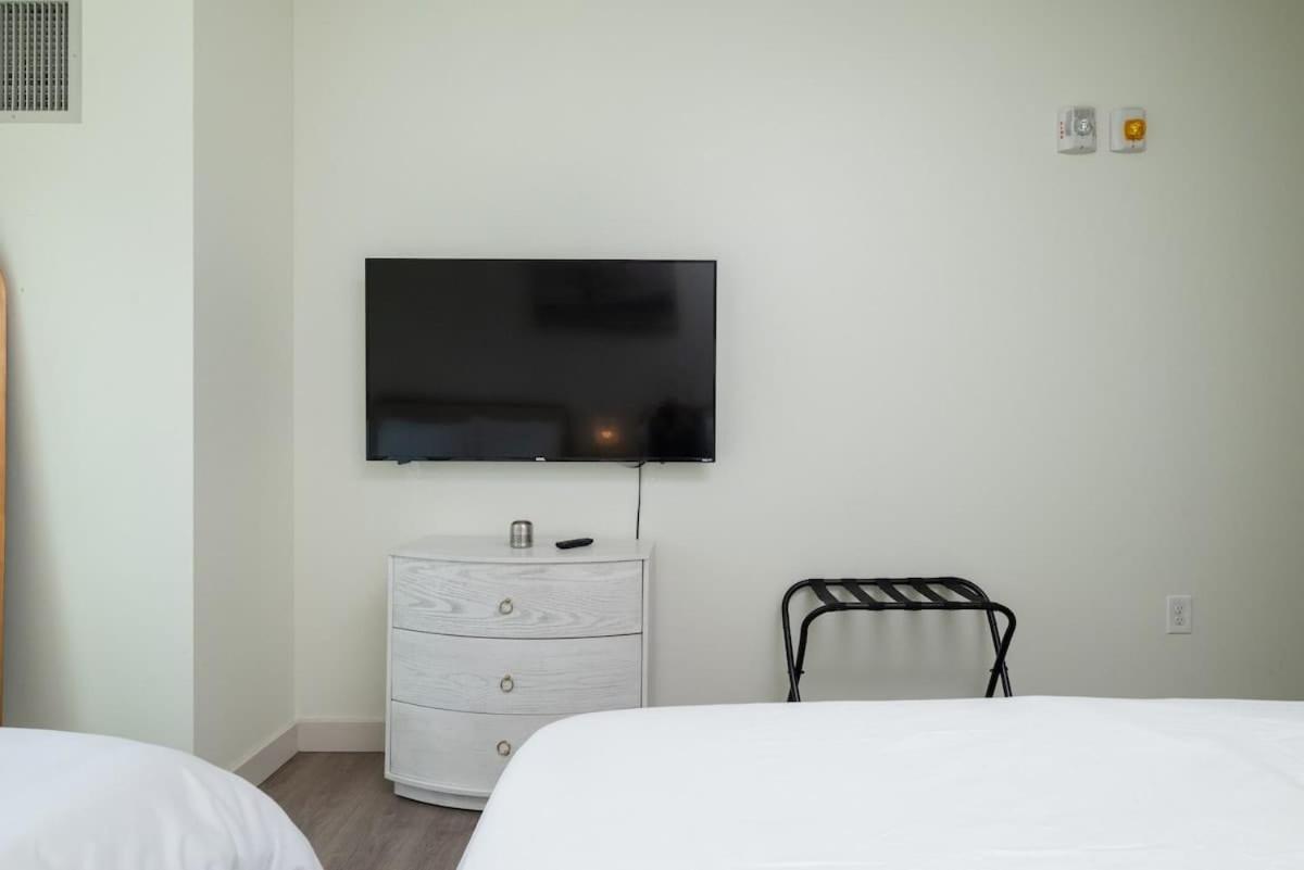 North End 2br W Pool & Gym Apartment Boston