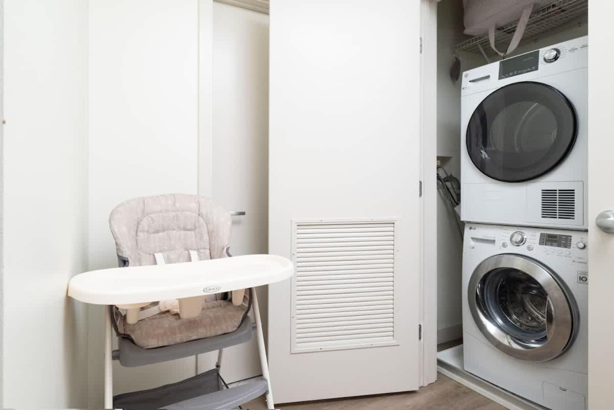 North End 2br W Pool & Gym