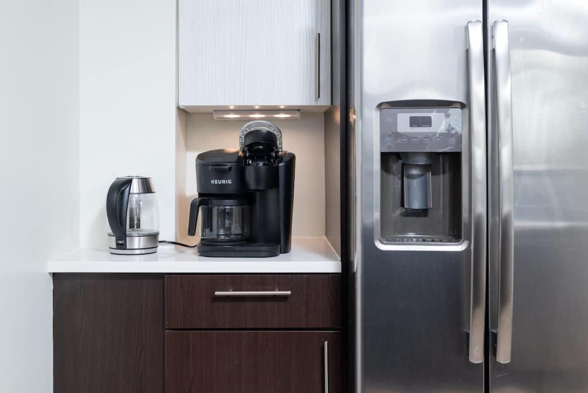 Apartment North End 2br W Pool & Gym *