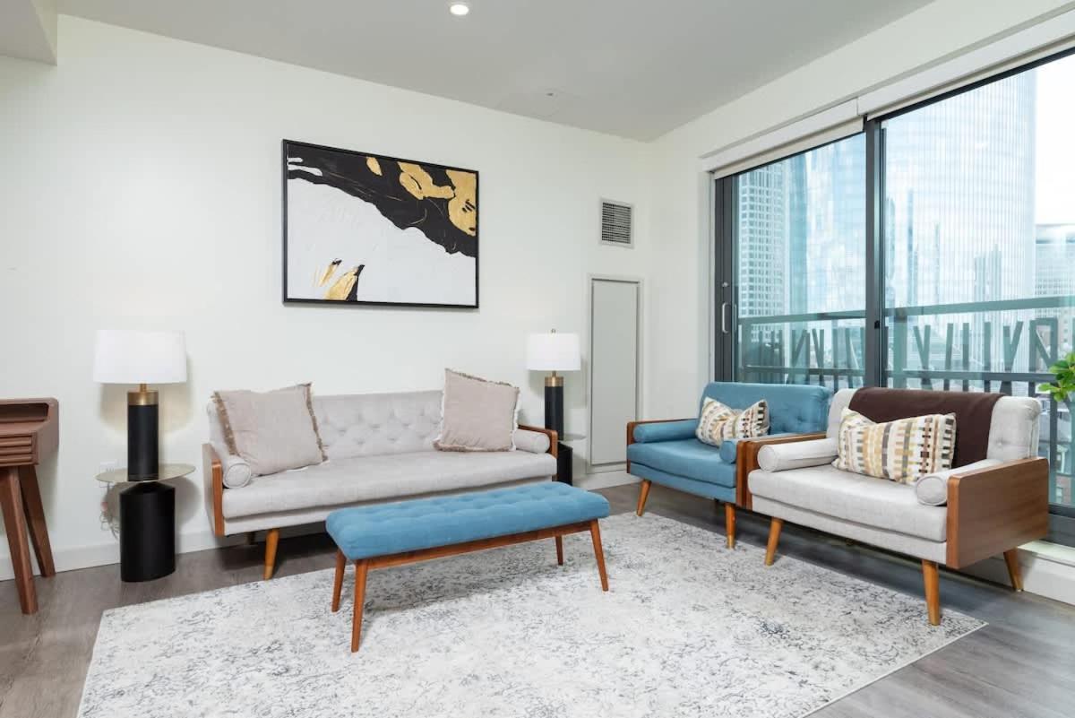 North End 2br W Pool & Gym Apartment *