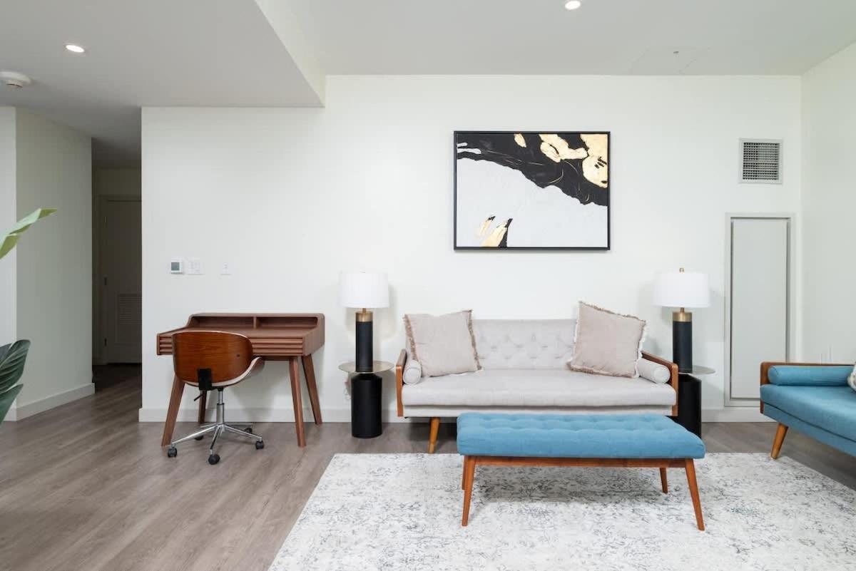 Apartment North End 2br W Pool & Gym *