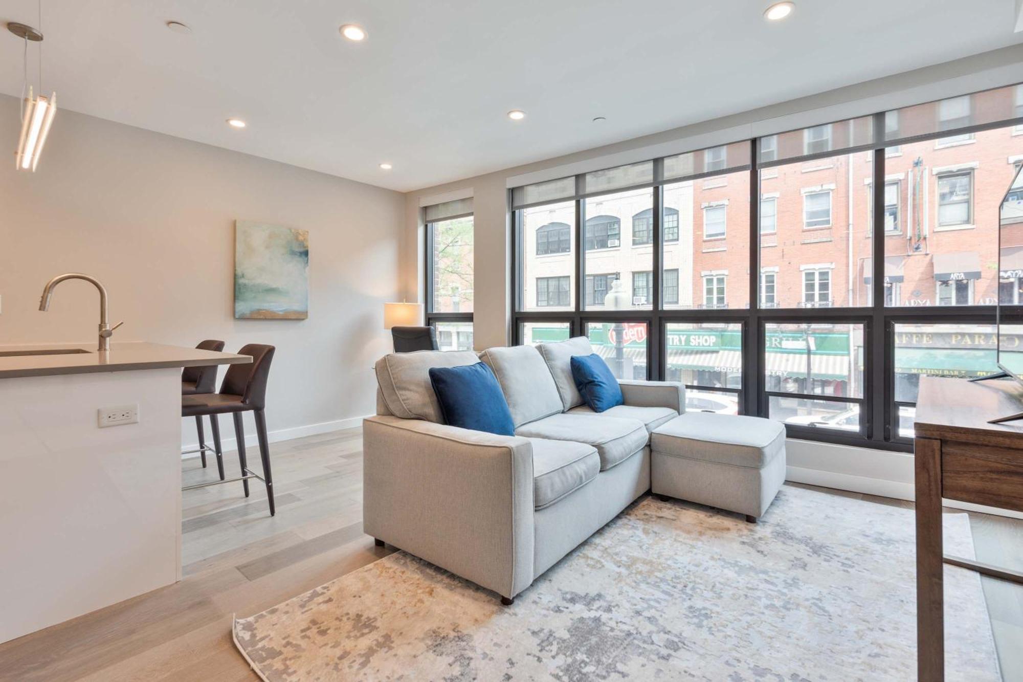 Luxury 2br North End Retreat *