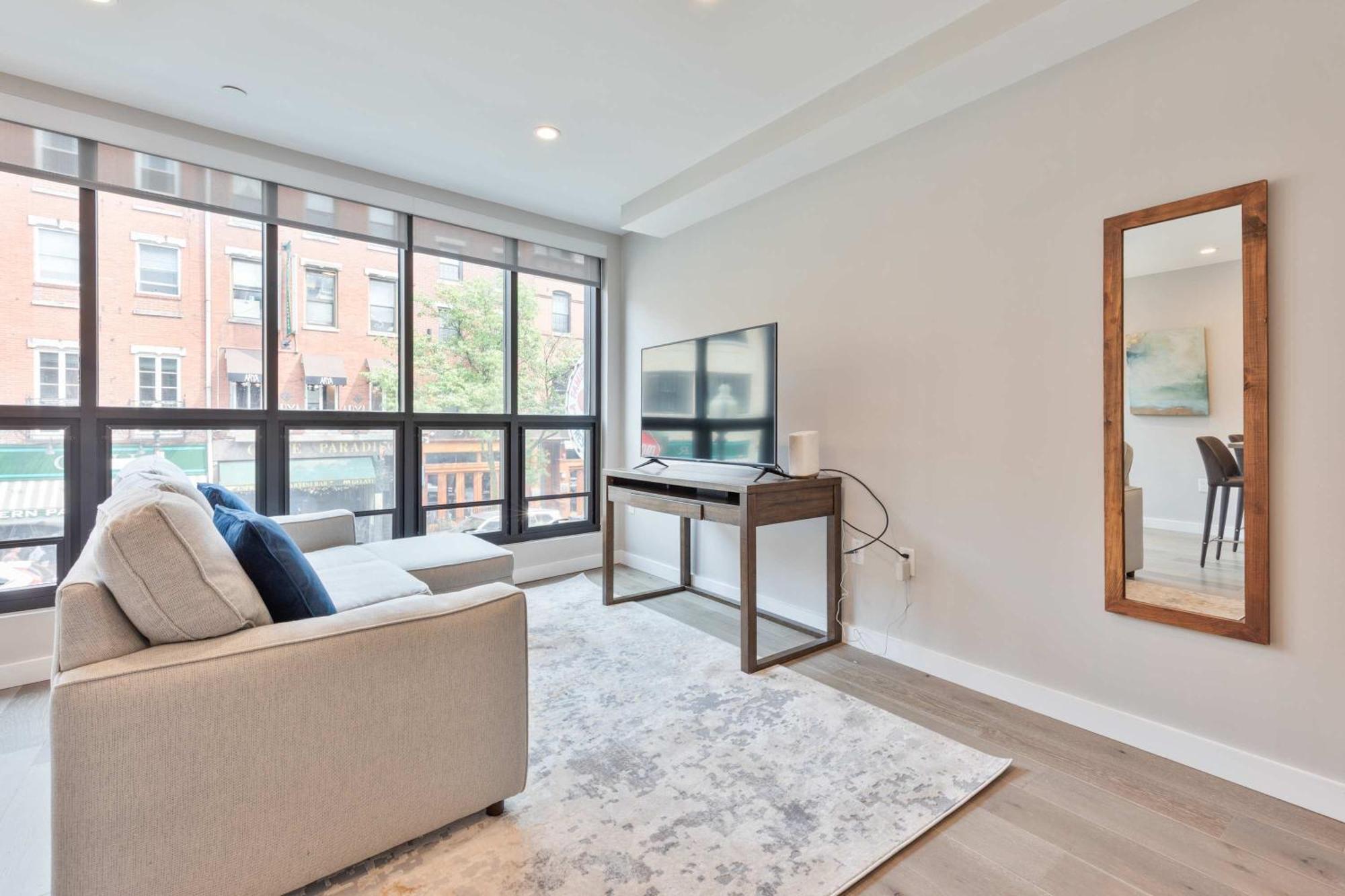 Luxury 2br North End Retreat Apartment