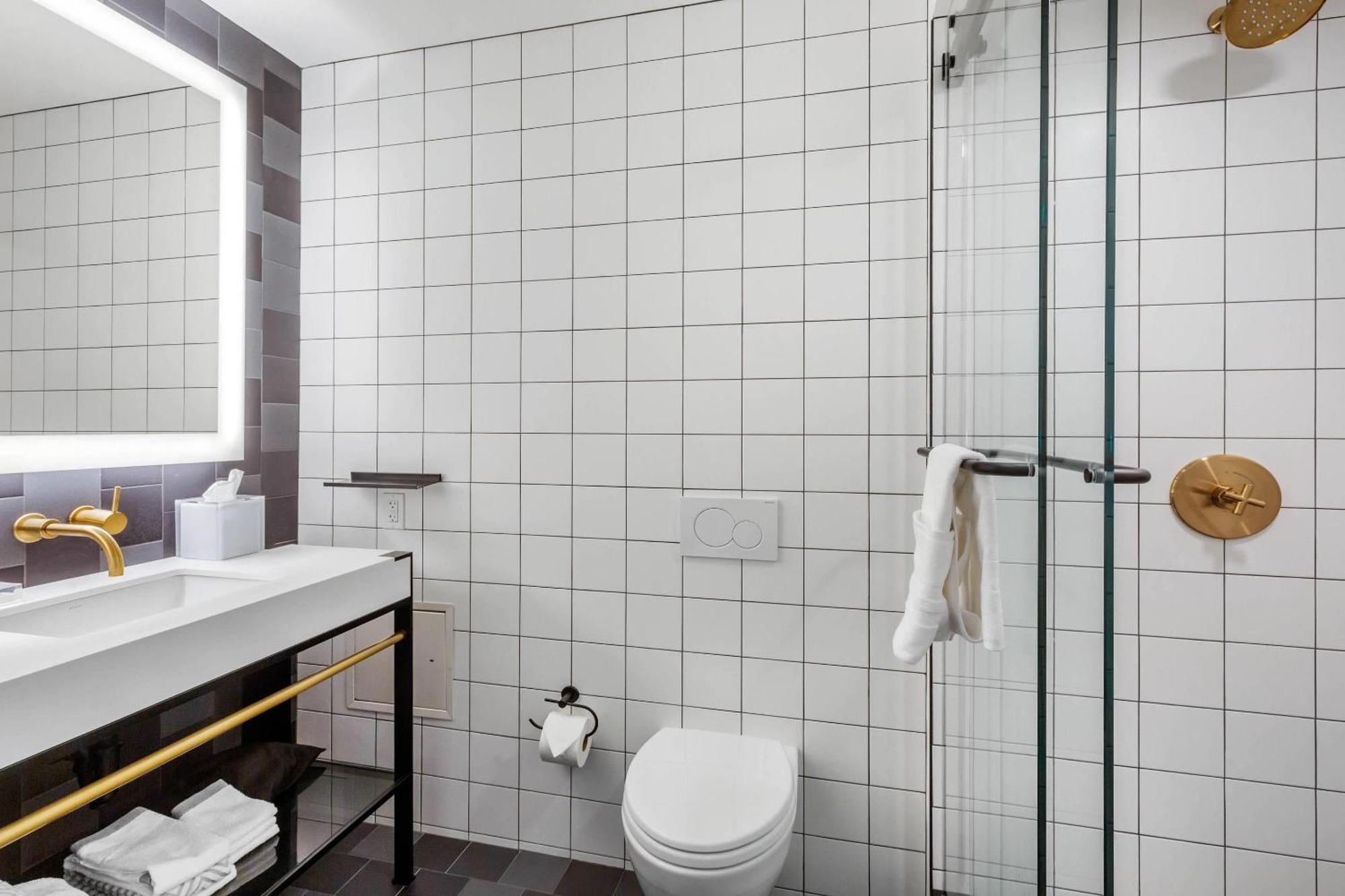 Cambria Downtown - Seaport Hotel 4*