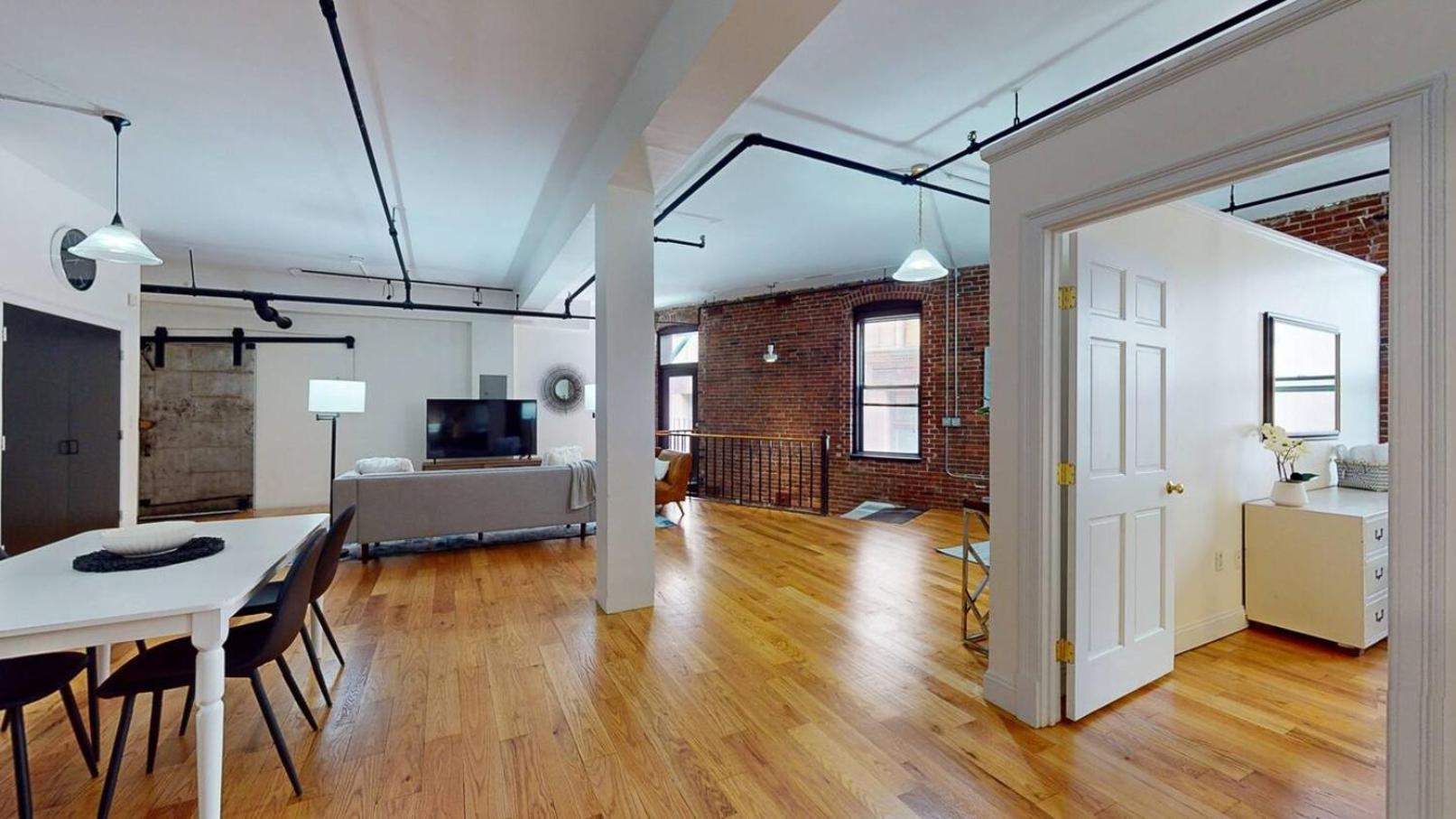 Apartment Garden 1br Loft In Back Bay Near Copley *