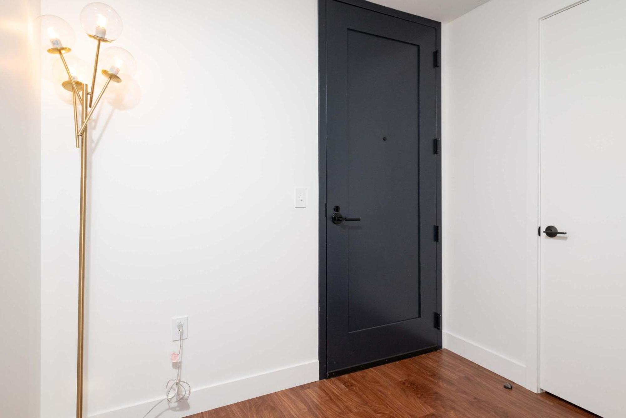 Back-bay Lux 2br With Rooftop And Parking Boston