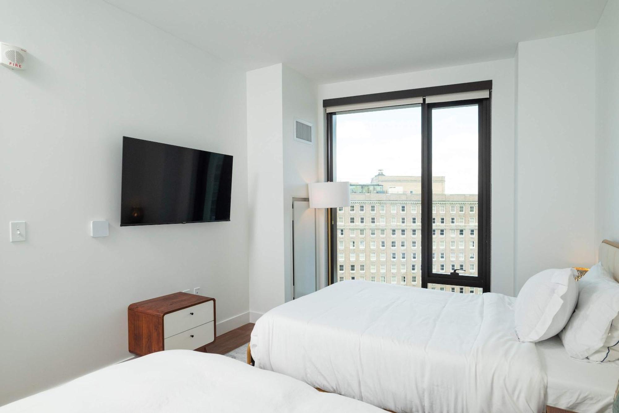 Apartment Back-bay Lux 2br With Rooftop And Parking Boston