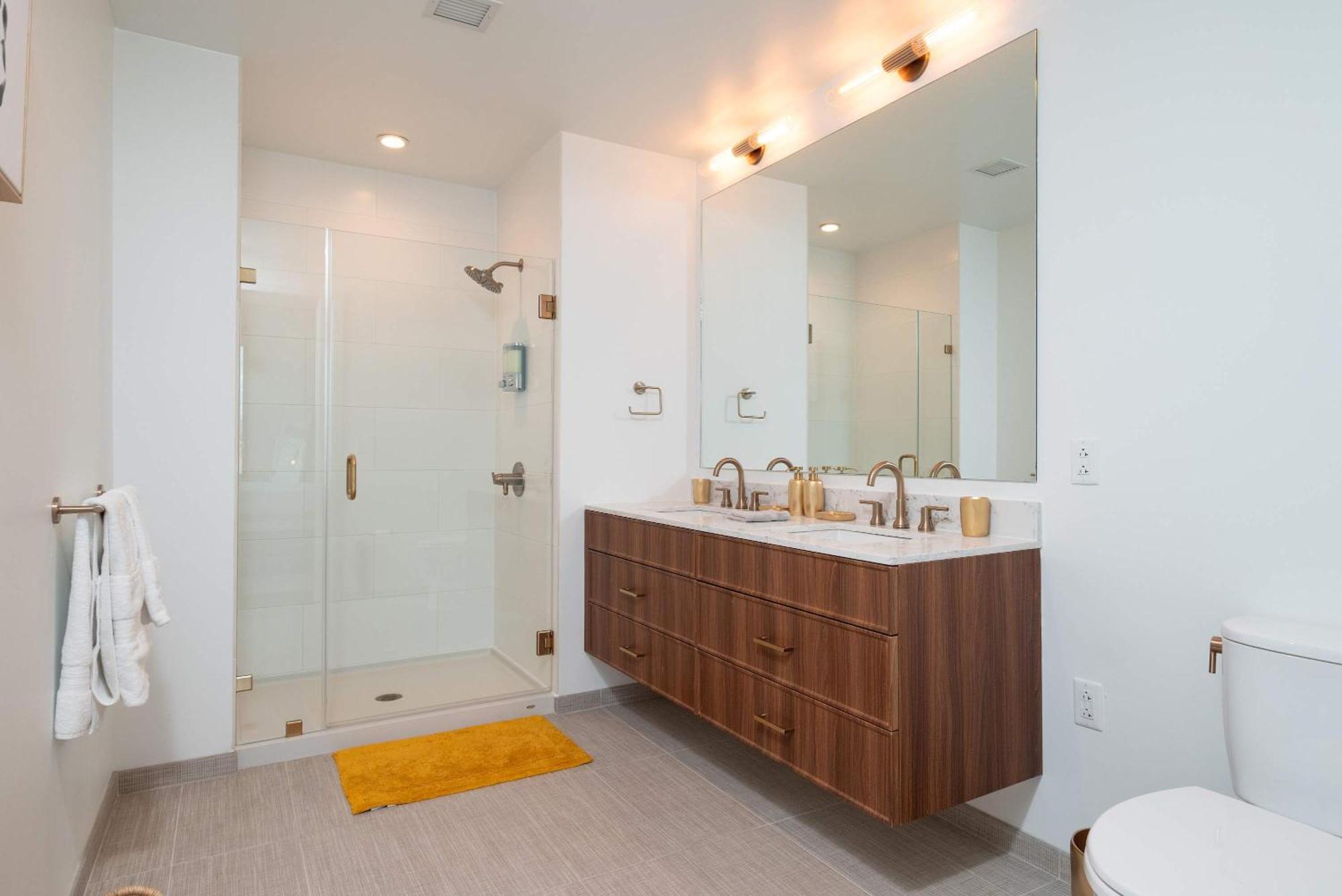 Back-bay Lux 2br With Rooftop And Parking * Boston