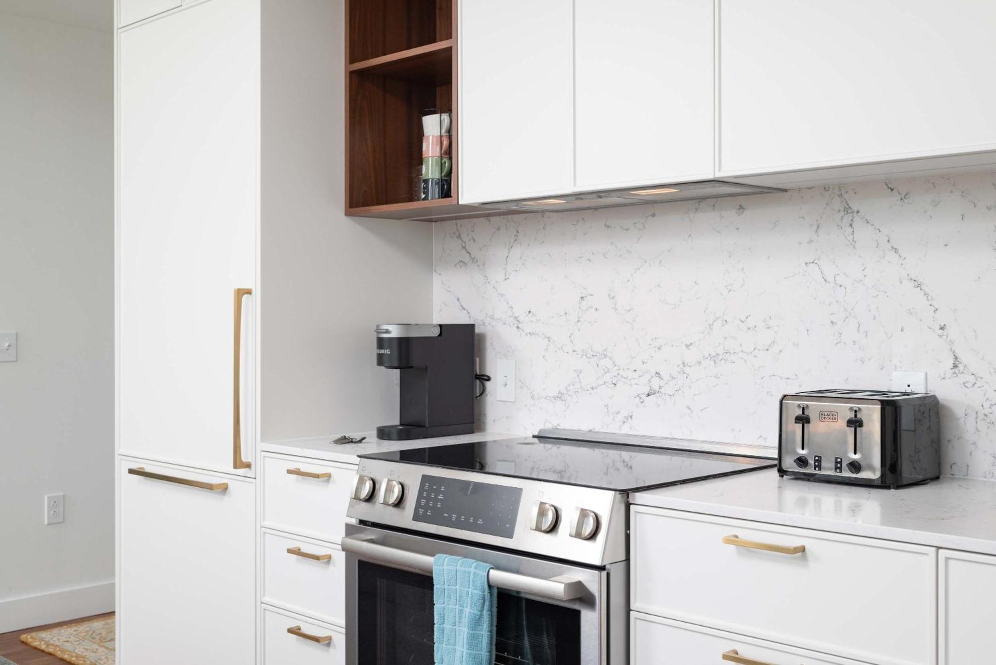 Apartment Back-bay Lux 2br With Rooftop And Parking