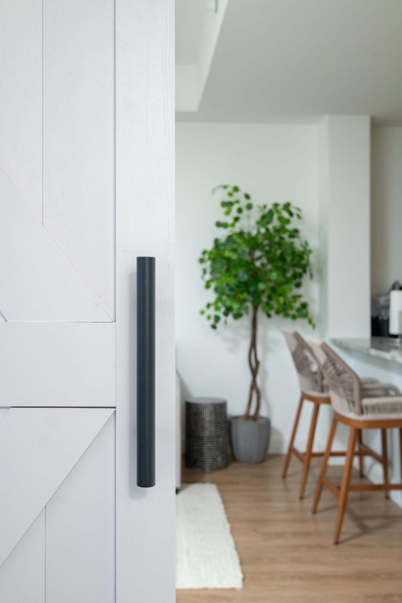 Apartment Upscale Penthouse With Gym Parking Near Mgh Tufts