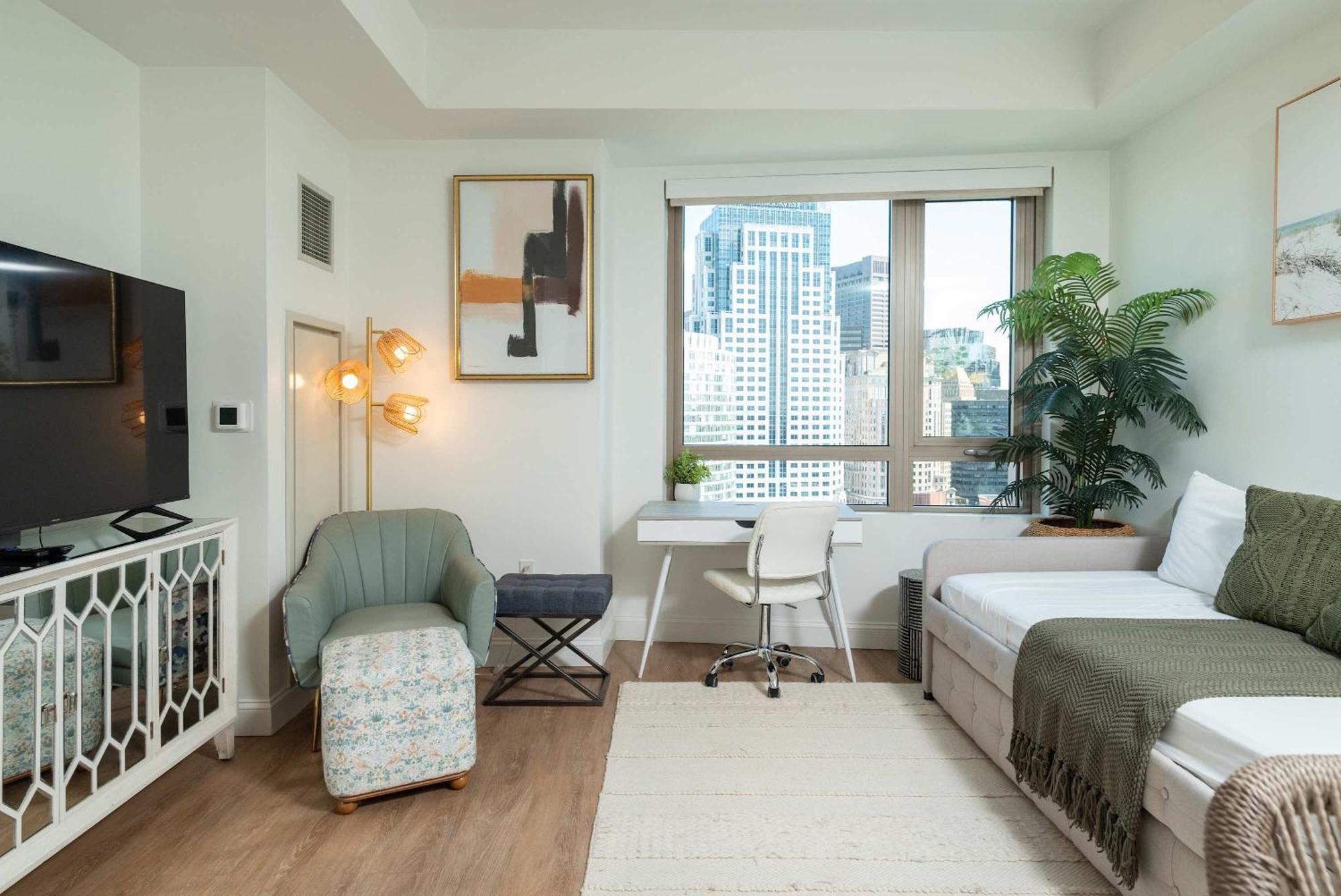 Apartment Upscale Penthouse With Gym Parking Near Mgh Tufts