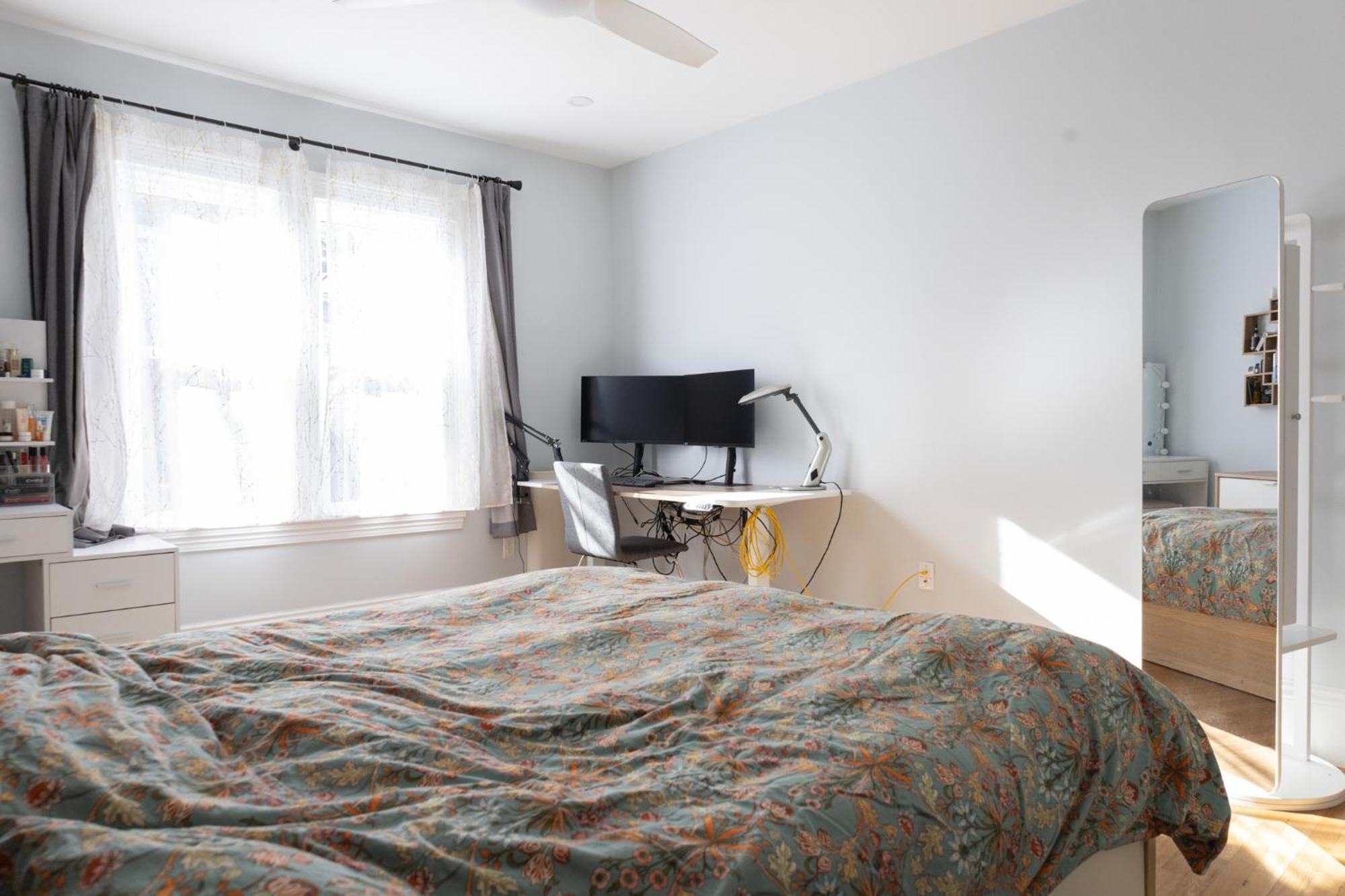 Holiday home Family-Friendly 4Br W Yard & Modern Kitchen