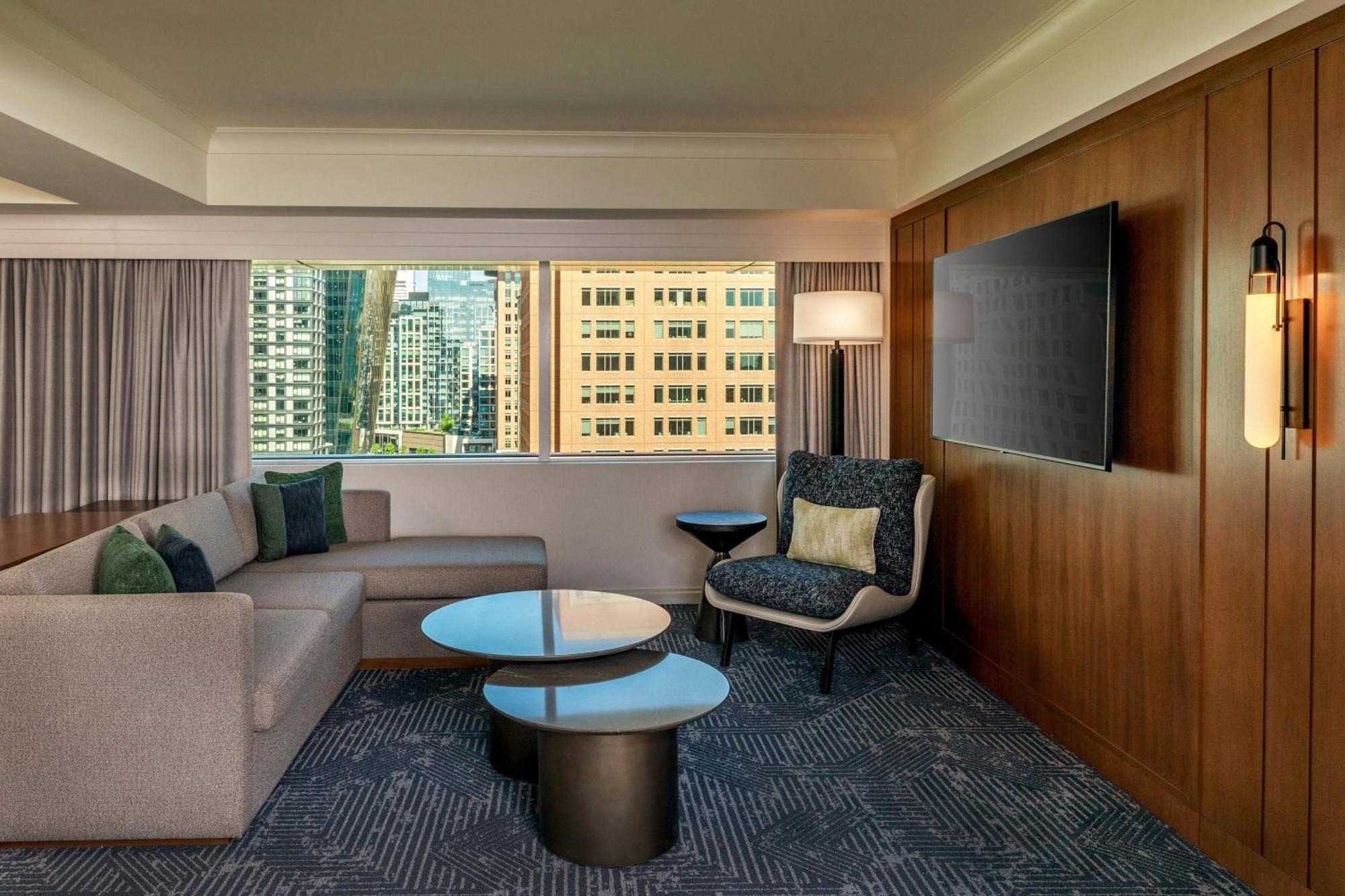 Hotel Renaissance Seaport District Boston