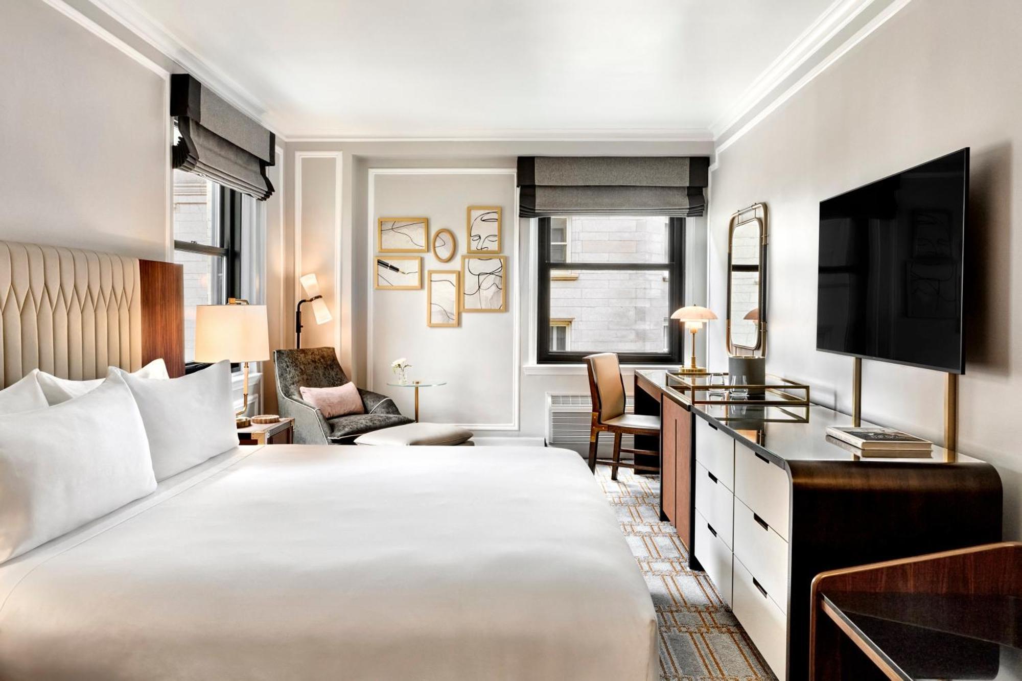 Omni Parker House 4*