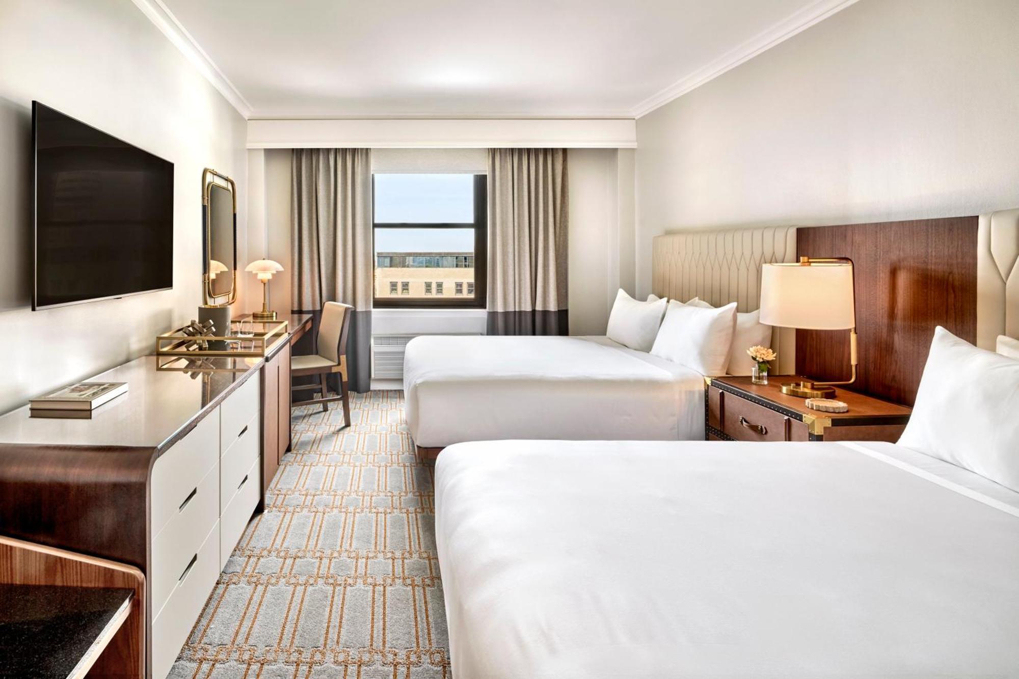 Omni Parker House 4*