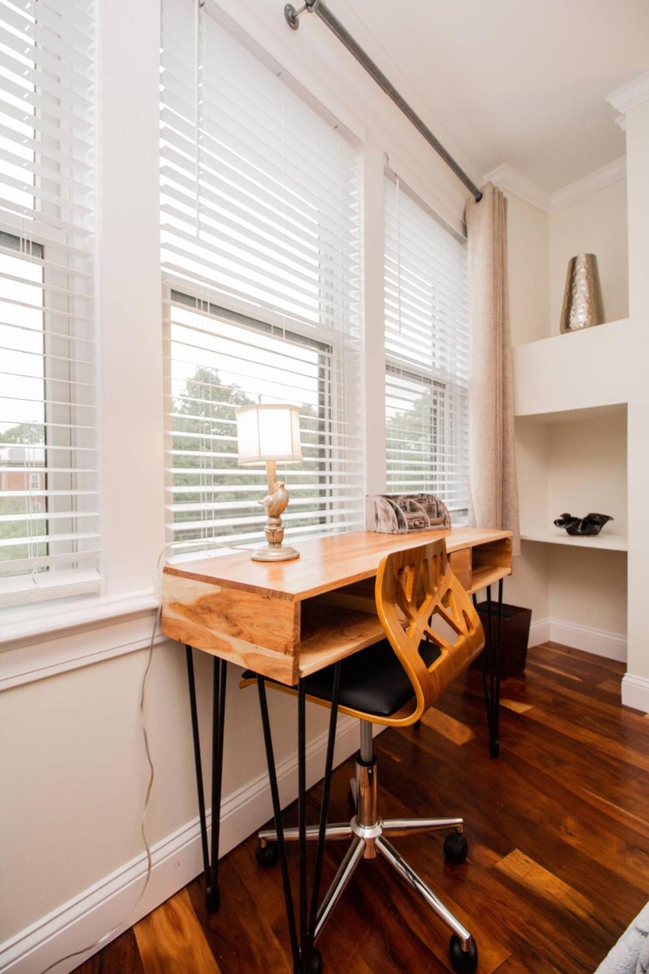 Apartment Chic South End 2Br Near Neu & Transit *
