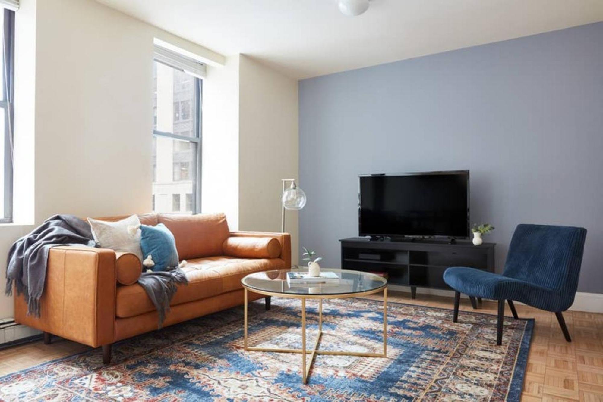 Airy, Modern 1br Downtown Apartment *