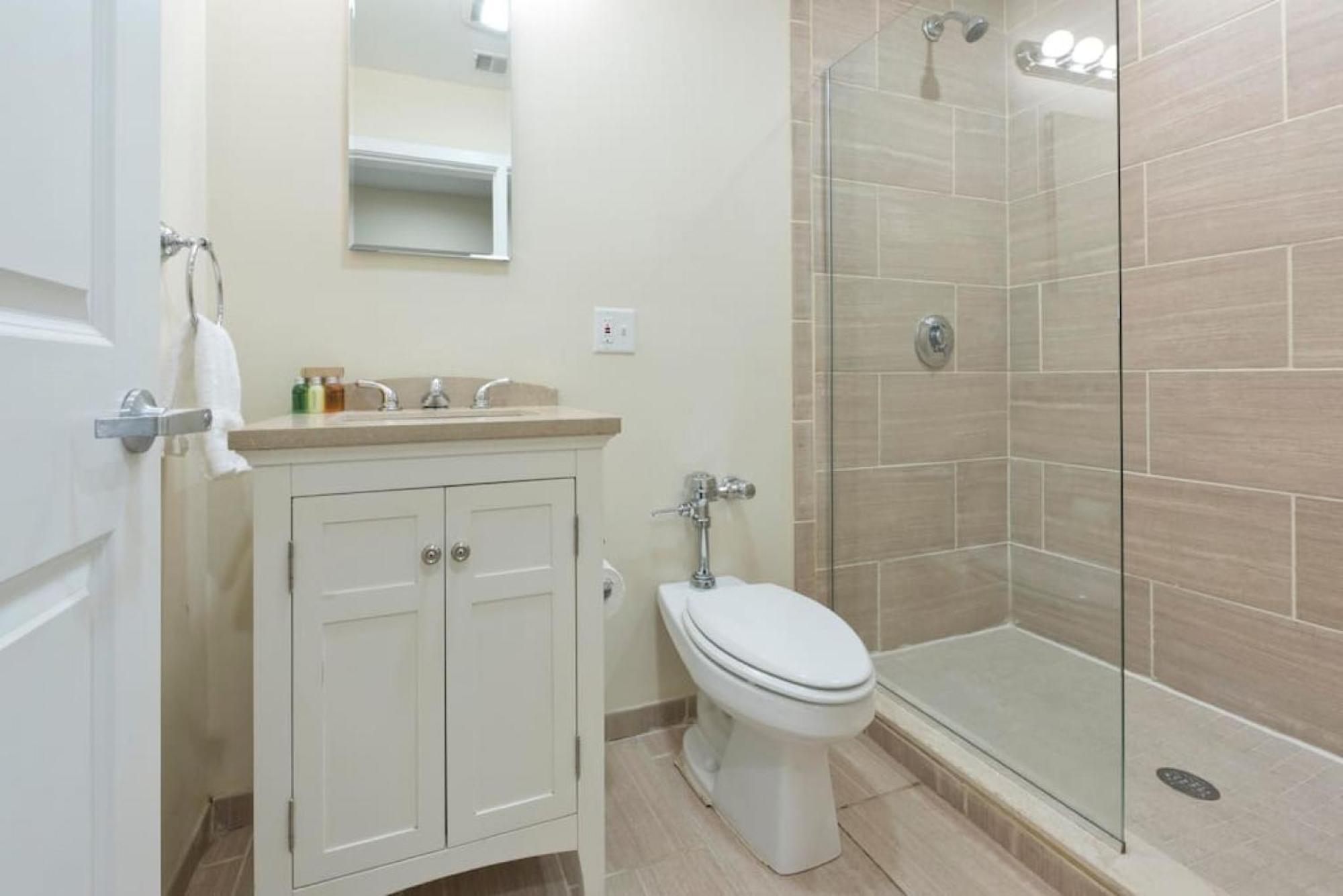 Centrally Located Loft Walk Anywhere Pets Ok Boston