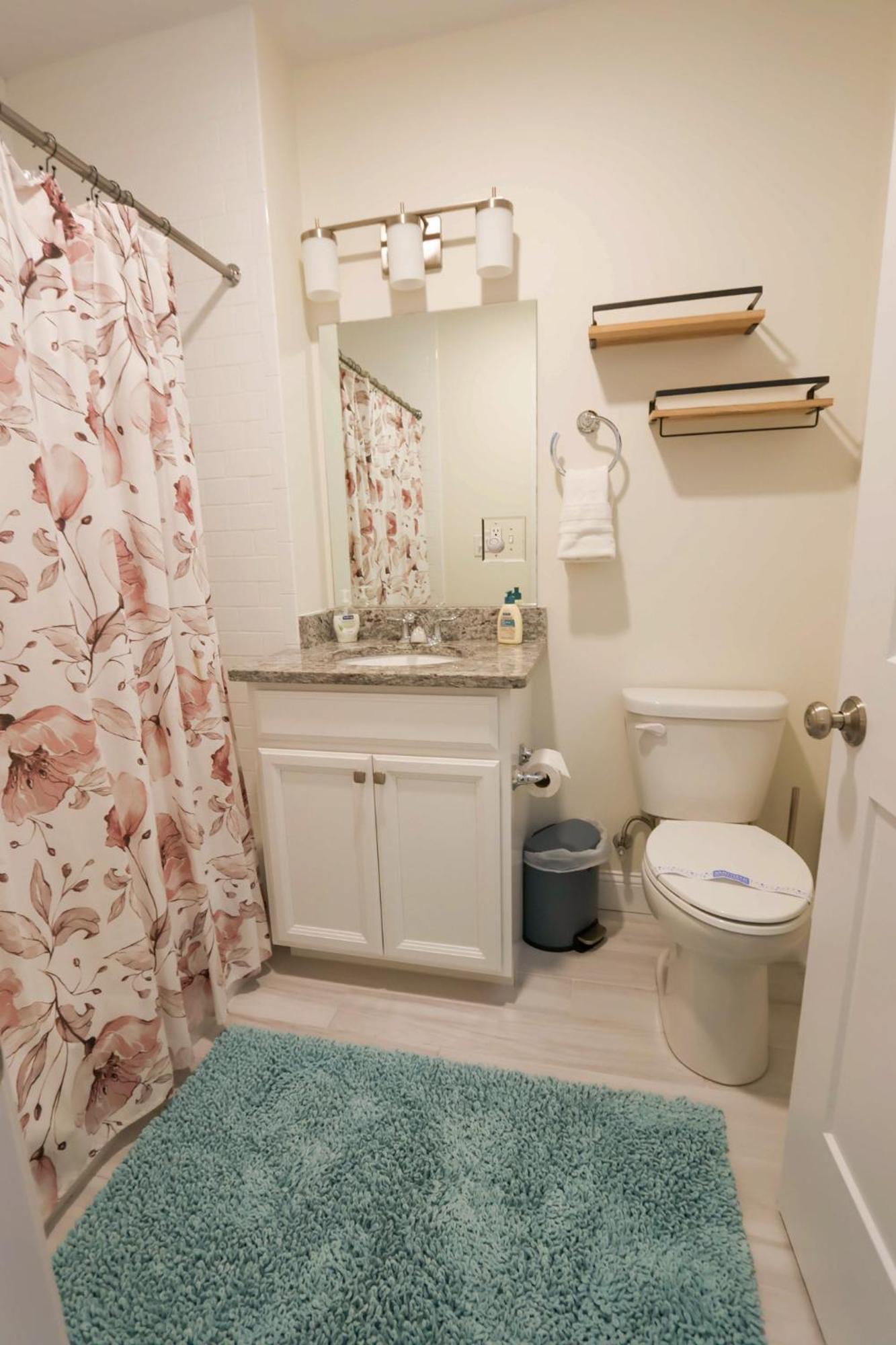 Modern 2-bed, 2-bath, 4 Min Walk To Northeastern * Boston