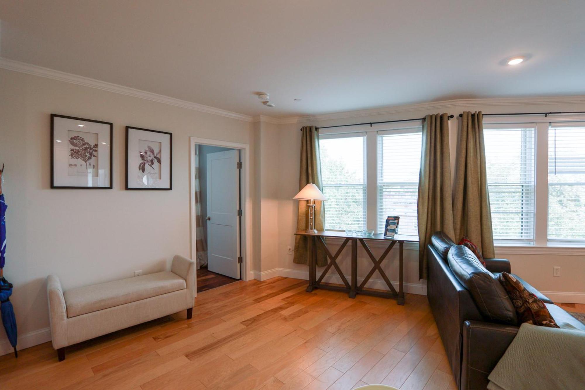 New Construction, Near Neubmc, Elevator, 2b, 2ba Appartement Boston