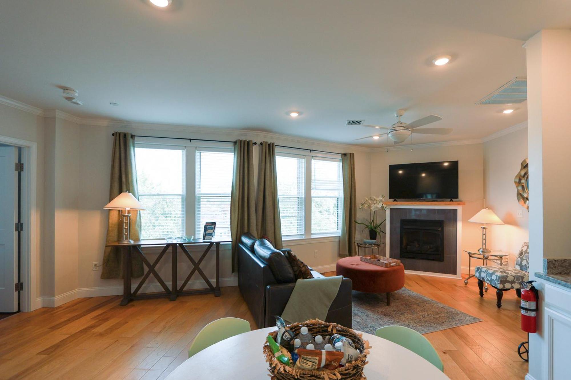 New Construction, Near Neubmc, Elevator, 2b, 2ba * Boston