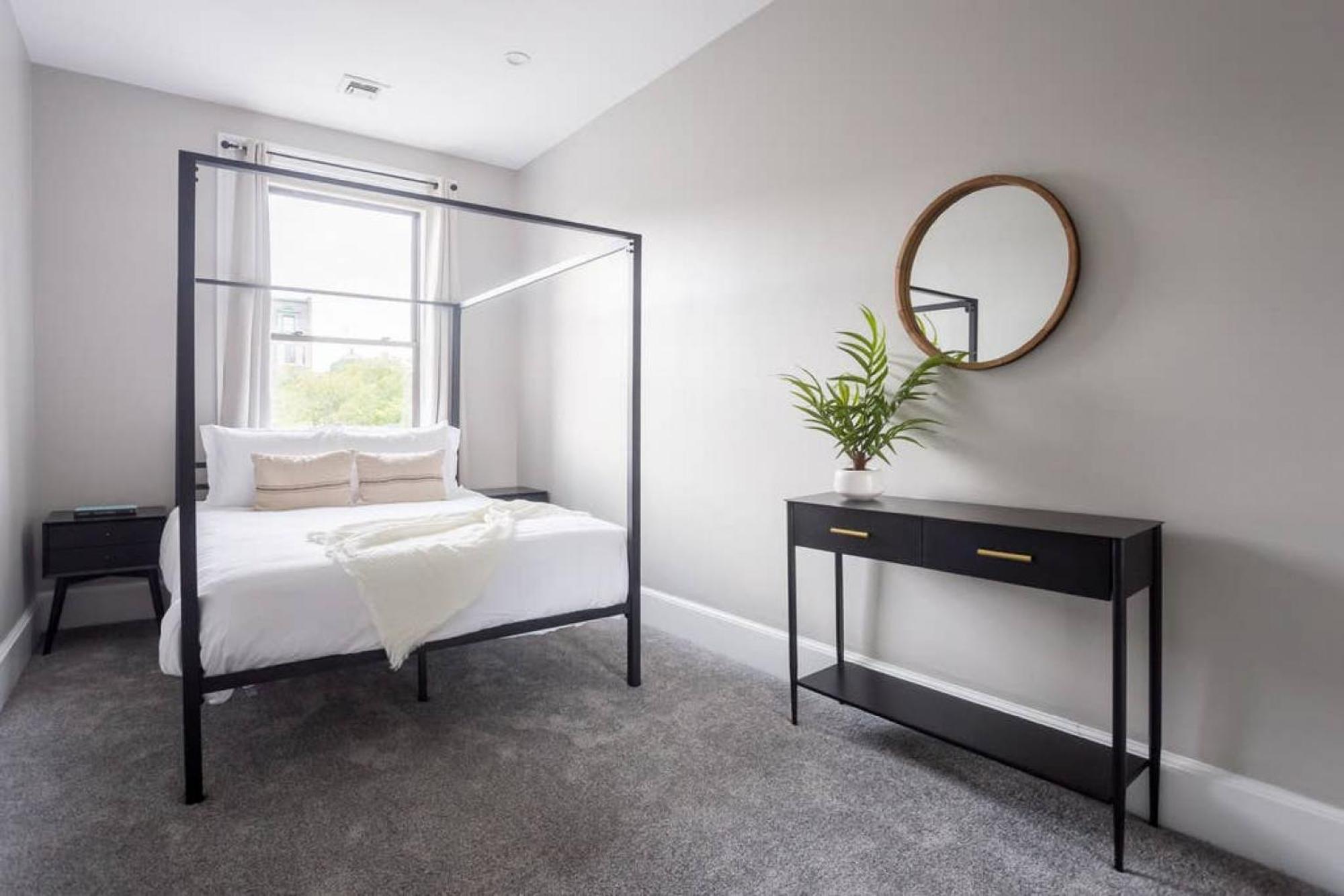 Apartment Walk To Fenway Mit Harvard And Childrens Hospital Boston