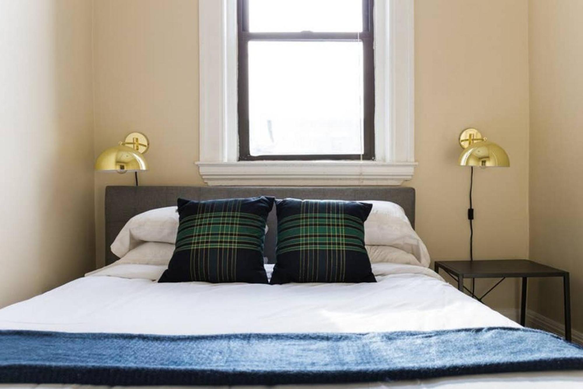 1br In Bostons Fenway Neighborhood Boston